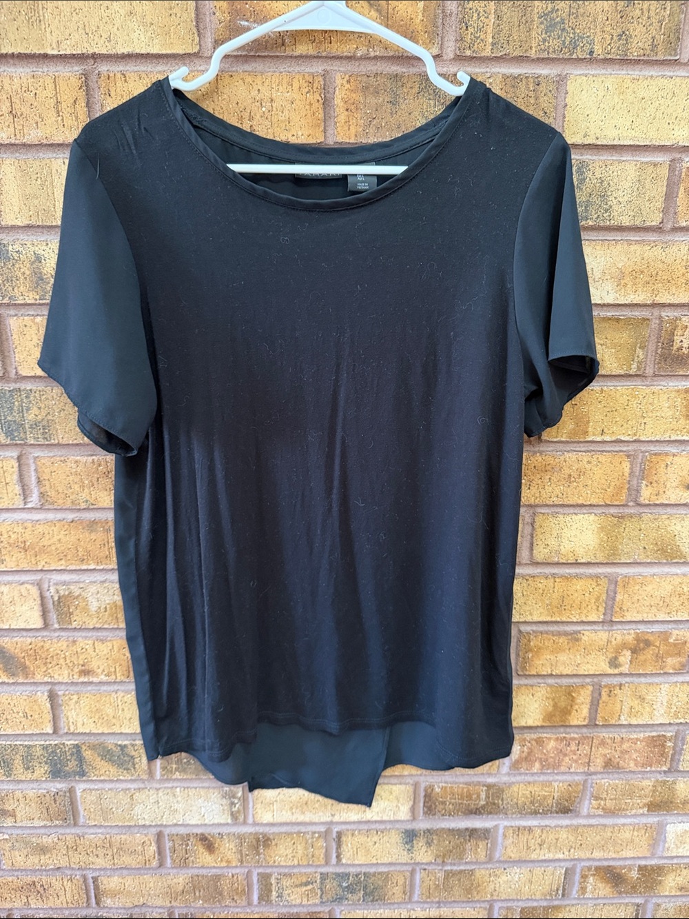 Tahari Black Short Sleeve Crewneck Tee
